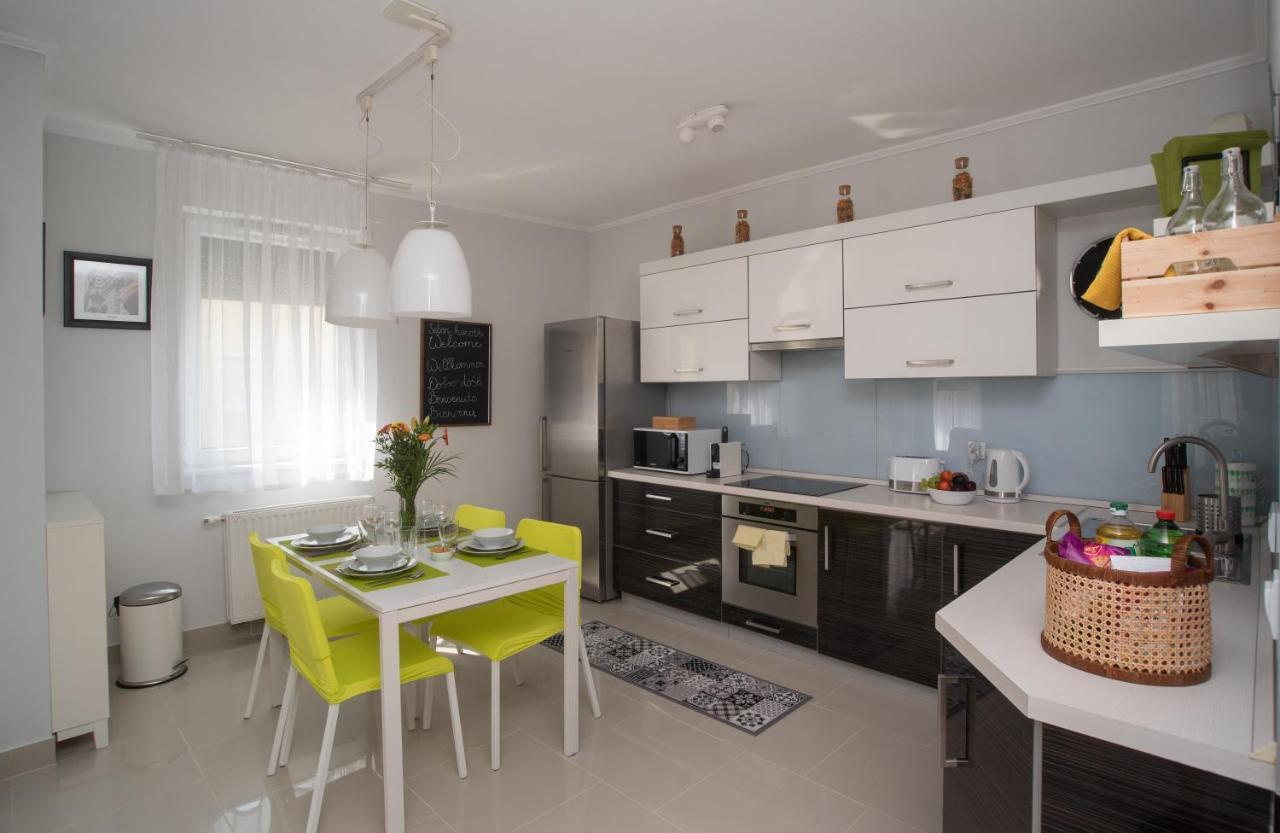 Sunny Home Near Bud With 2Br, Ac And Free Parking Vecsés Exterior foto