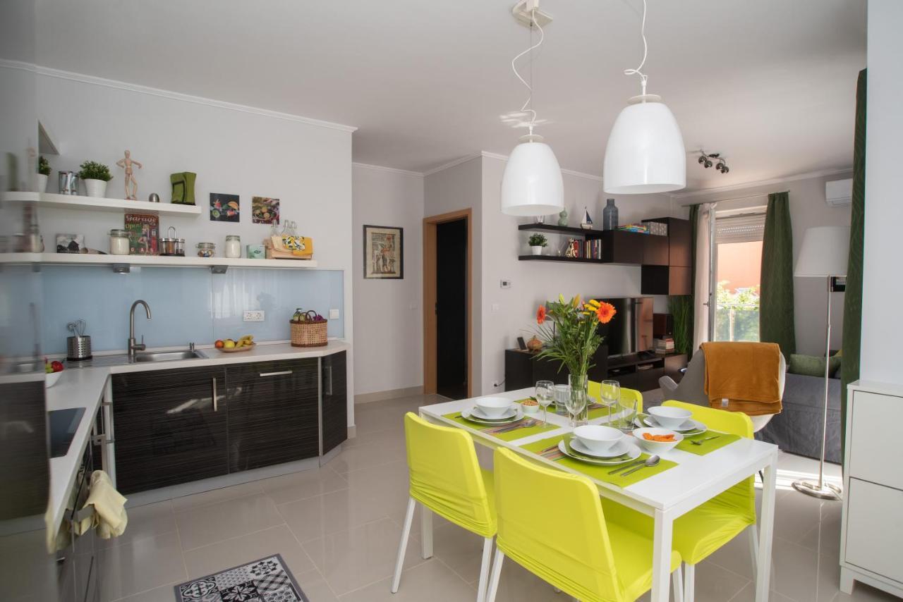 Sunny Home Near Bud With 2Br, Ac And Free Parking Vecsés Exterior foto